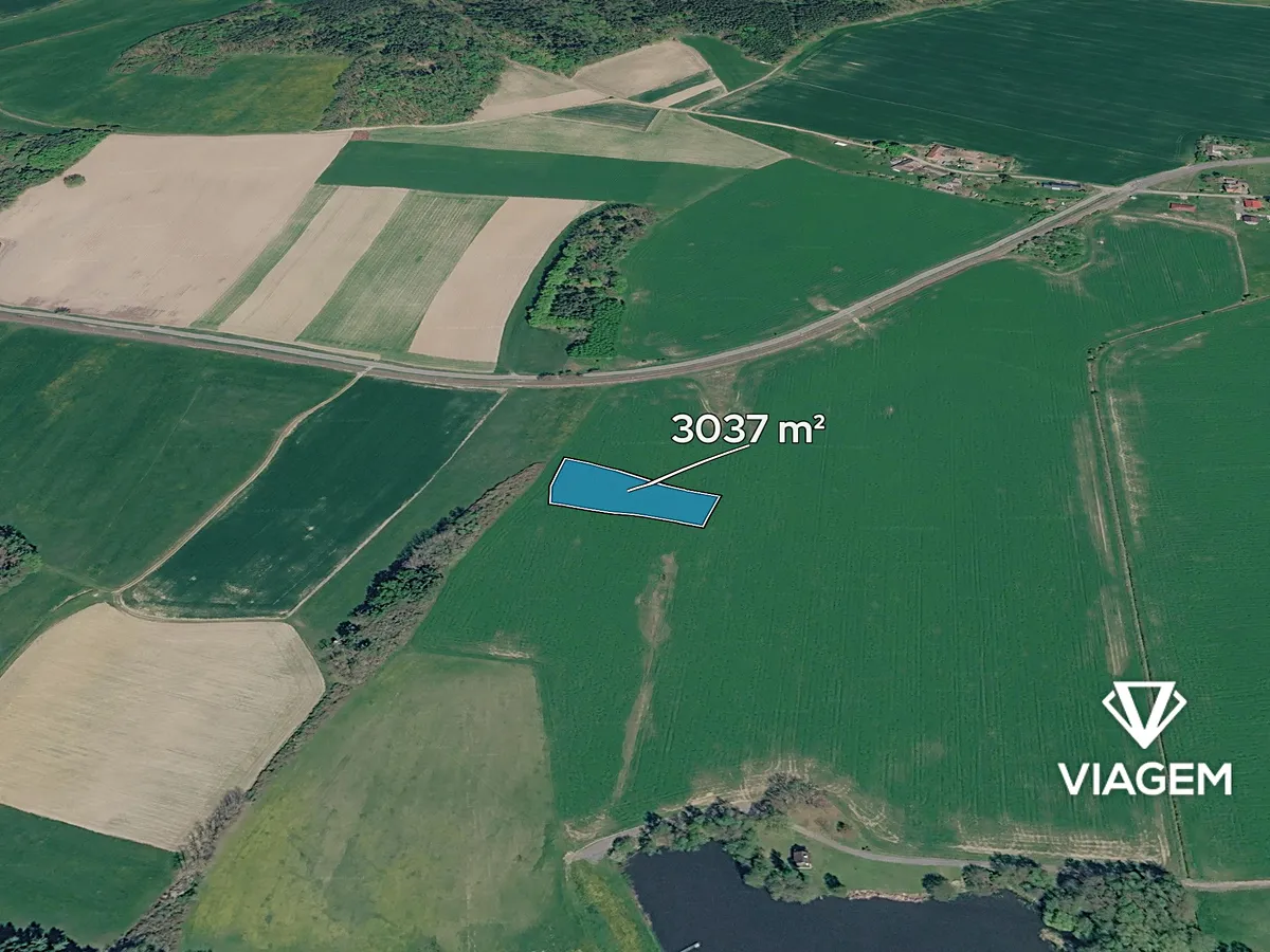 Prodej pole 3037 m²